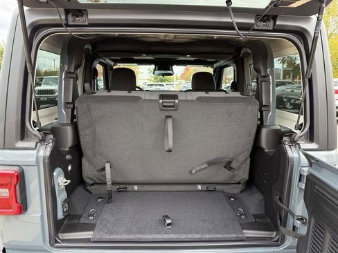 New 2026 Jeep Wrangler Sport AWD/4WD image 32