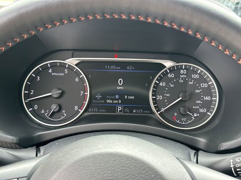 Certified 2025 Nissan Sentra SR w/ SR Premium Package FWD image 25