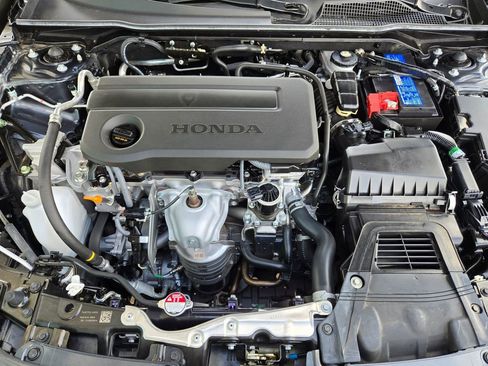 Used 2025 Honda Civic Sport image 33