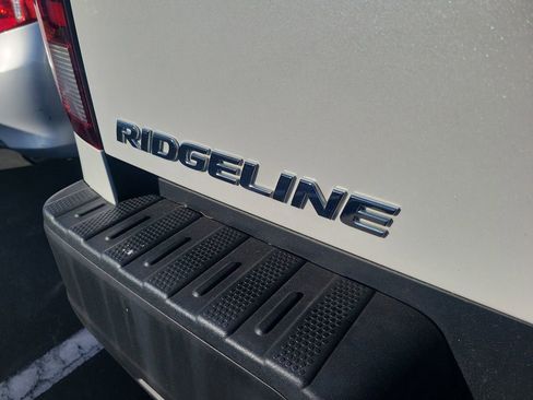 Used 2023 Honda Ridgeline Sport image 14