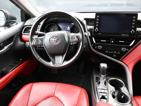 Used 2024 Toyota Camry XSE image 11