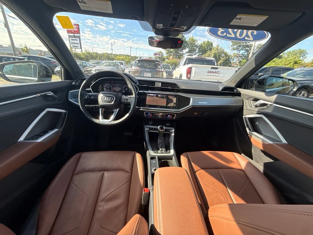 Used 2023 Audi Q3 2.0T Premium Plus w/ Premium Plus Package AWD/4WD image 20