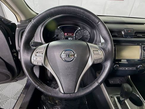 Used 2013 Nissan Altima 2.5 SL w/ Technology Pkg FWD image 21