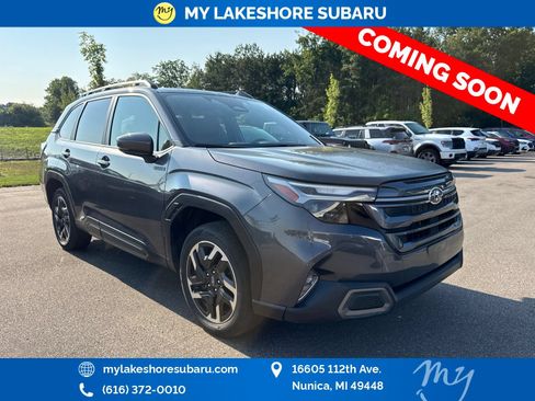 Used 2025 Subaru Forester Limited AWD/4WD image 1