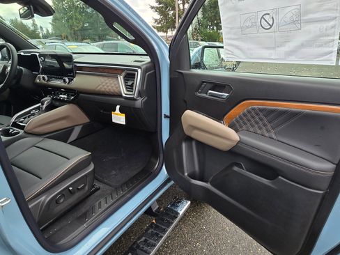 New 2026 GMC Canyon Denali image 12