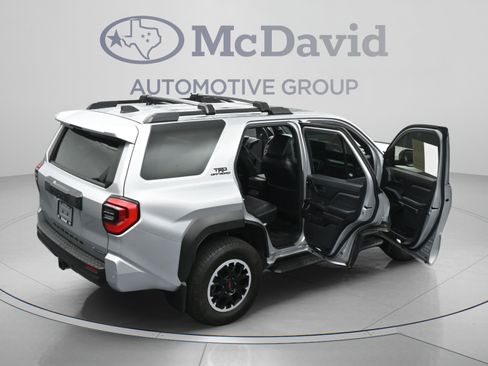 Used 2025 Toyota 4Runner TRD Off-Road Premium w/ Tow Technology Package AWD/4WD image 45