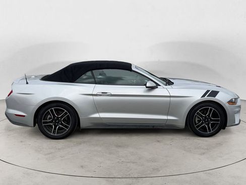Used 2018 Ford Mustang Premium RWD image 6