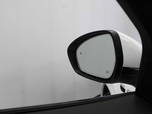 Used 2023 Maserati Grecale Modena image 12