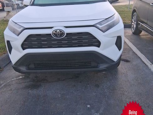 Used 2024 Toyota RAV4 XLE image 1