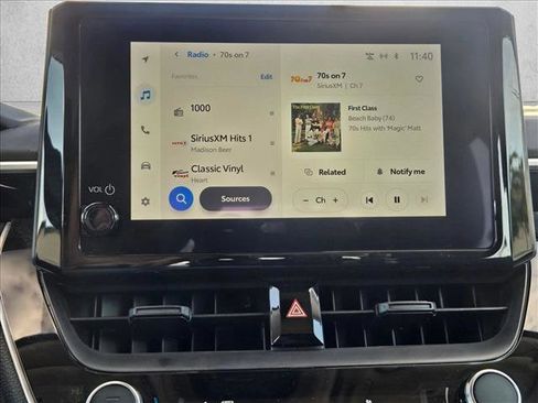 Used 2025 Toyota Corolla LE image 12