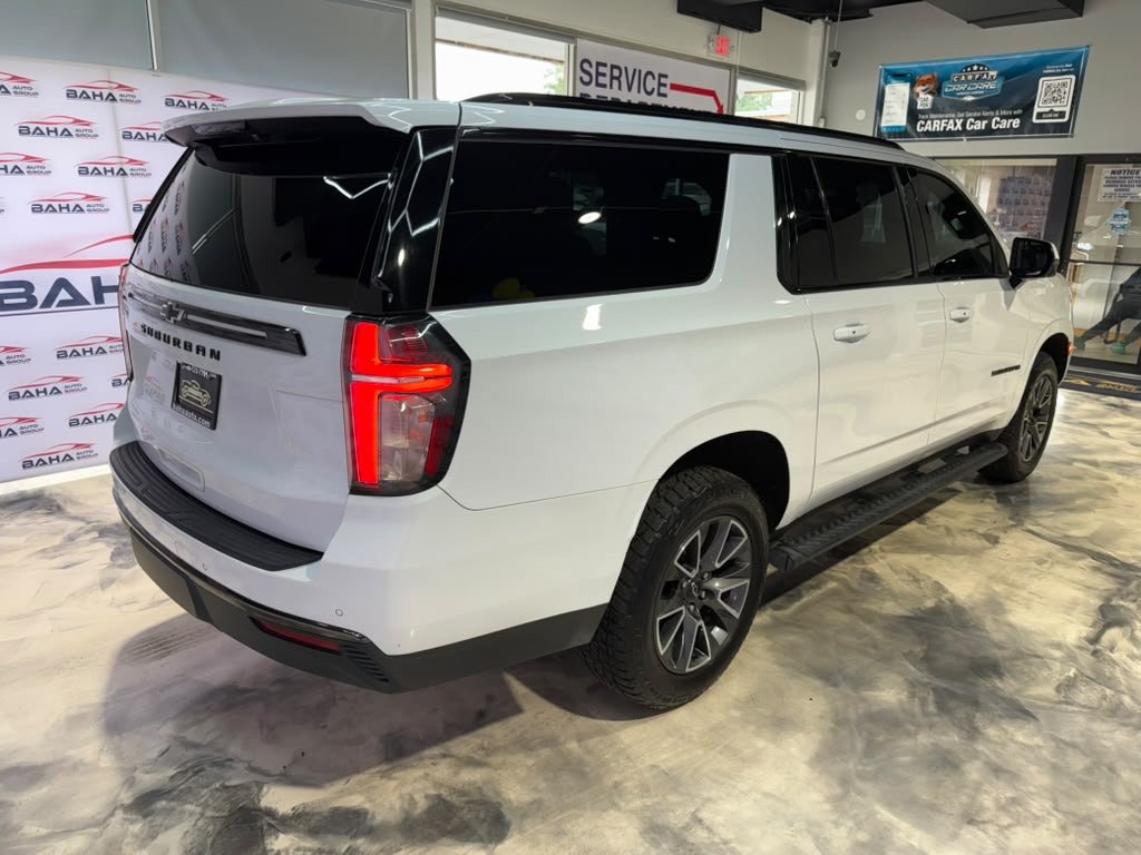Used 2021 Chevrolet Suburban Z71 w/ Luxury Package AWD/4WD image 7