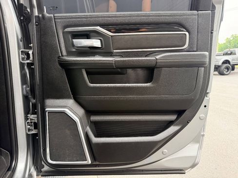 Used 2019 RAM 3500 Laramie AWD/4WD image 38
