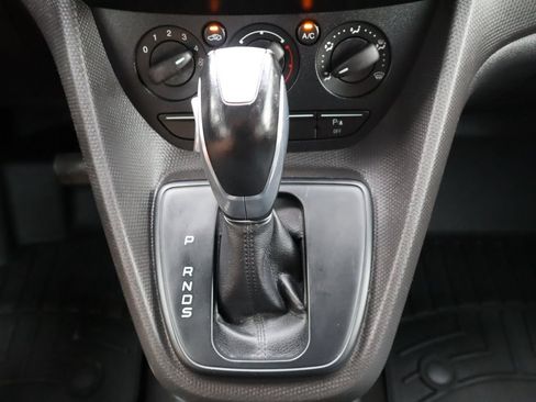 Used 2017 Ford Transit Connect XL FWD image 34