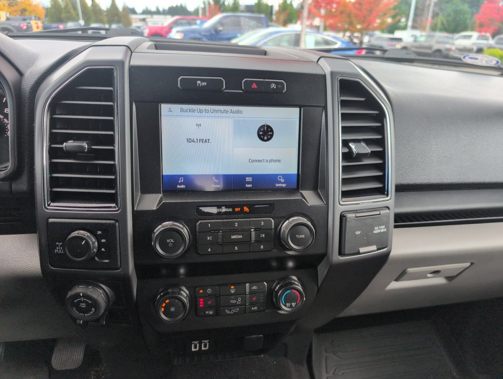 Used 2020 Ford F150 XLT w/ Equipment Group 302A Luxury AWD/4WD image 23