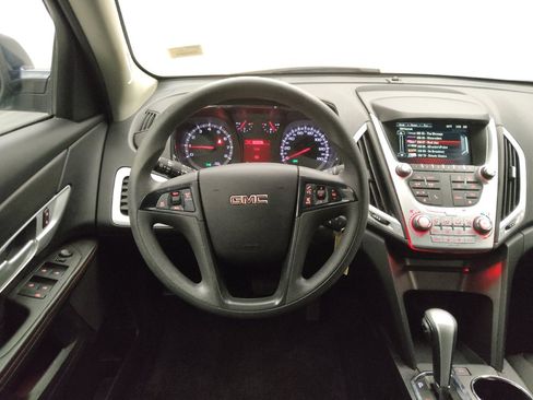 Used 2015 GMC Terrain SLE FWD image 22