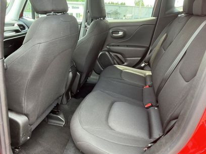 Used 2023 Jeep Renegade Latitude
