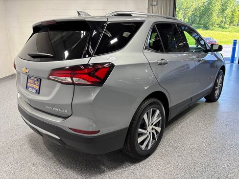 Used 2024 Chevrolet Equinox Premier AWD/4WD image 7