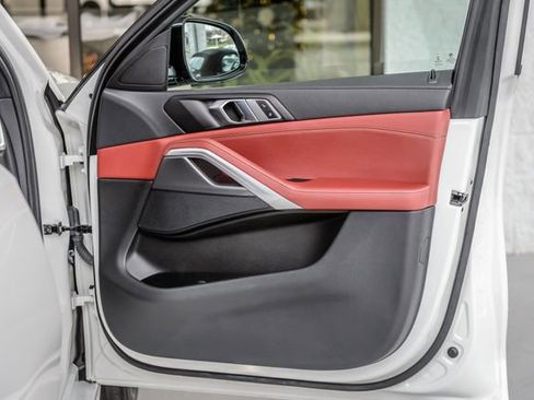 Used 2022 BMW X6 xDrive40i w/ M Sport Package image 51