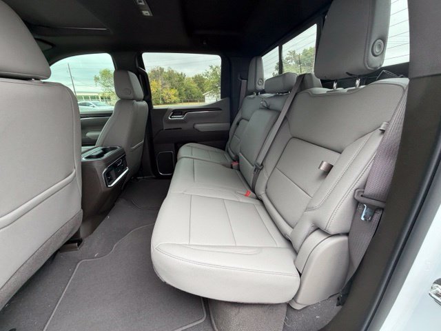 New 2026 GMC Sierra 1500 SLT AWD/4WD image 15