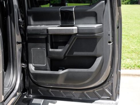 Used 2021 Ford F250 Platinum w/ FX4 Off-Road Package AWD/4WD image 53