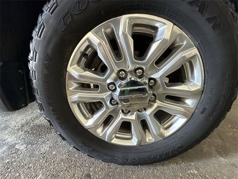 Used 2022 GMC Sierra 2500 Denali image 65