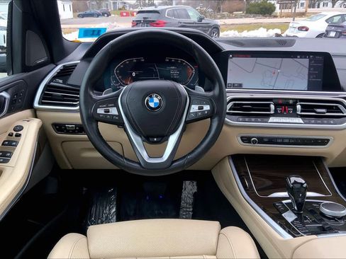 Used 2021 BMW X5 xDrive40i w/ Premium Package image 5