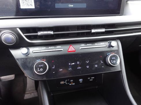 Used 2024 Hyundai Sonata SEL FWD image 17