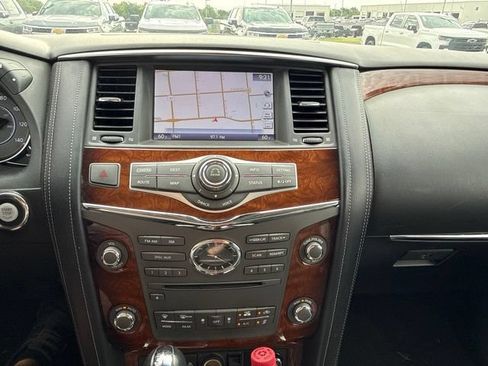 Used 2017 INFINITI QX80 4WD w/ Deluxe Technology Package image 9