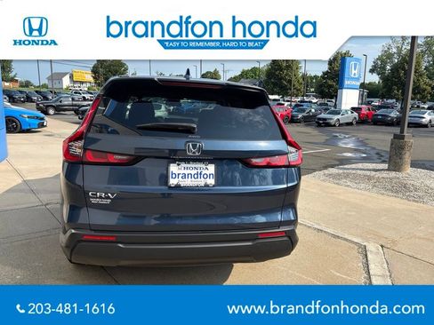 Used 2025 Honda CR-V EX image 5