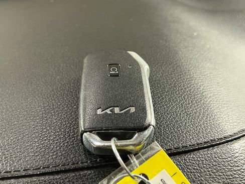 Used 2022 Kia Forte GT image 29