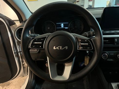 Used 2024 Kia Forte LXS FWD image 27