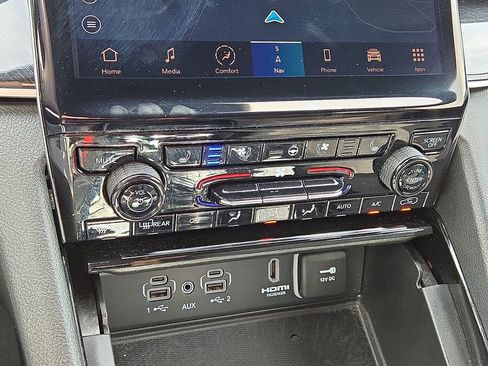 Used 2023 Jeep Grand Cherokee Trailhawk w/ Advanced Protech Group II image 31