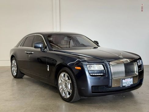 Used 2011 Rolls-Royce Ghost RWD image 2