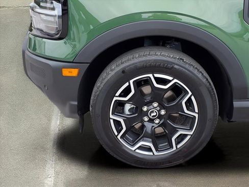 New 2025 Ford Bronco Sport Outer Banks w/ Outer Banks Tech Package+ image 17