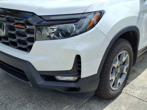 Used 2023 Honda Passport TrailSport image 5