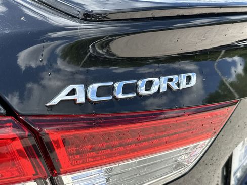 Used 2021 Honda Accord Sport Special Edition image 8