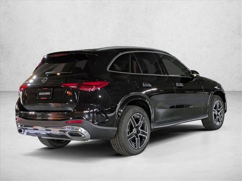 New 2026 Mercedes-Benz GLC 300 image 2