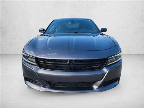 Used 2018 Dodge Charger GT image 2