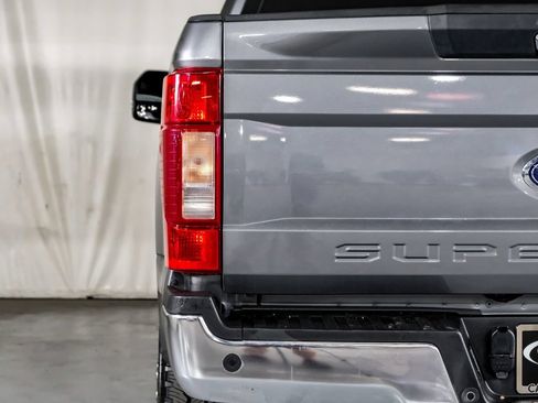 Used 2022 Ford F250 XLT w/ XLT Value Package AWD/4WD image 40