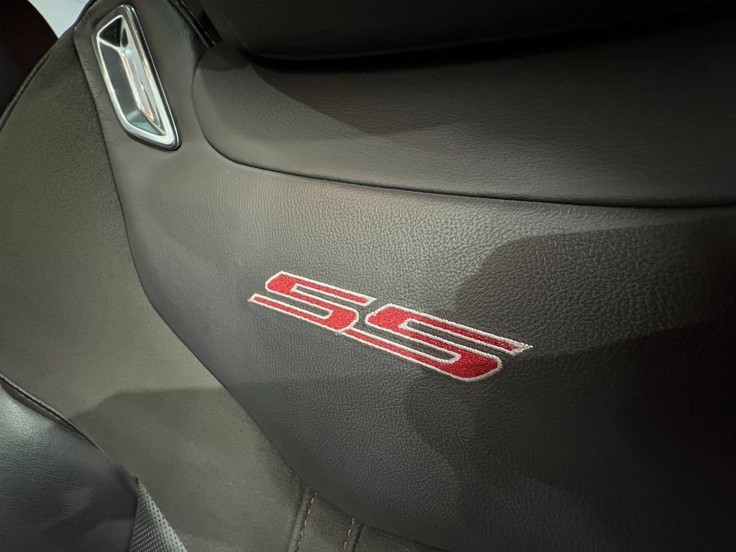 Used 2017 Chevrolet SS RWD image 12