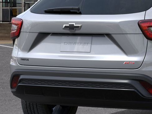 New 2026 Chevrolet Trax RS w/ Sunroof Package image 14