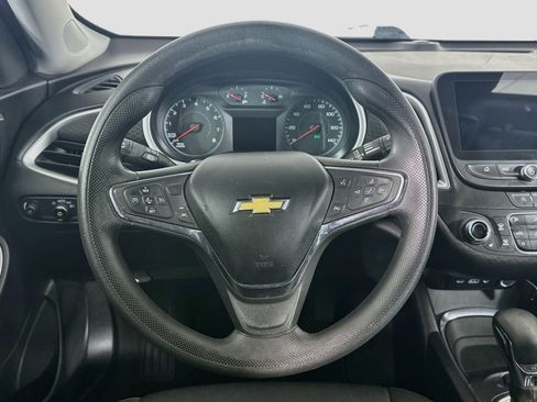 Used 2023 Chevrolet Malibu LT FWD image 17