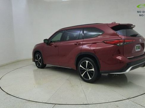 Used 2022 Toyota Highlander XSE AWD/4WD image 72