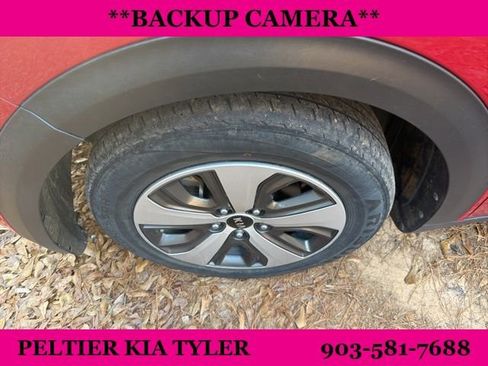 Used 2018 Kia Niro LX image 5