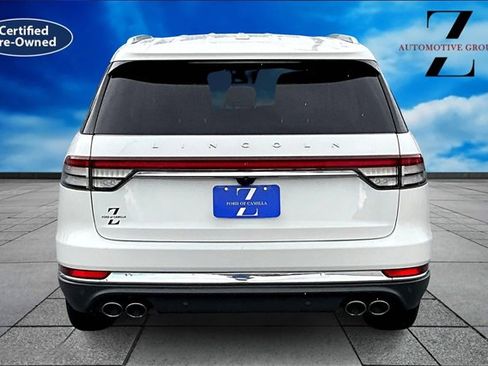 Used 2020 Lincoln Aviator 2WD image 4