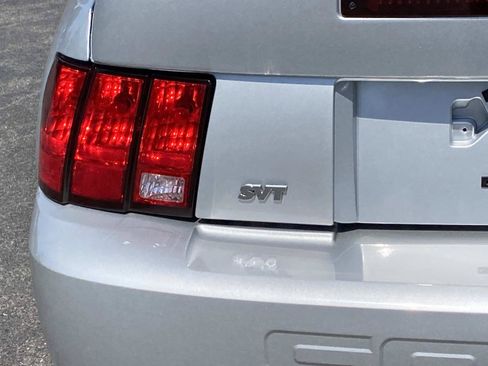Used 2004 Ford Mustang Cobra RWD image 5