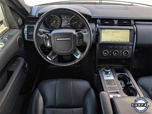 Used 2020 Land Rover Discovery SE image 25