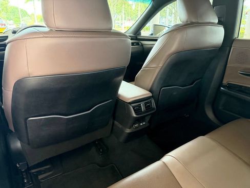 Used 2023 Lexus ES 350 w/ Premium Package FWD image 33