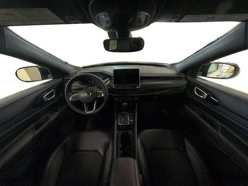 New 2026 Jeep Compass Latitude image 35