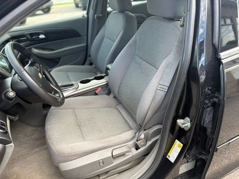 Used 2013 Chevrolet Malibu LS w/ Protection Package FWD image 9